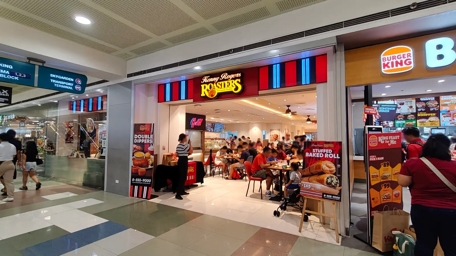 KENNY ROGERS in SM City North EDSA